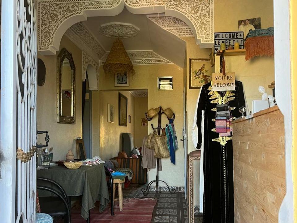 Le Petit Jardin Bed & Breakfast Demnat Dış mekan fotoğraf